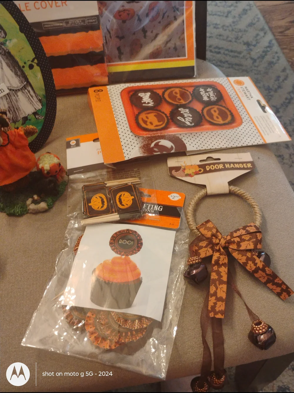 Halloween Tableware & Door Hanger Party Kit - Orange